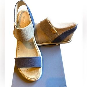 NEW Ecco Damara Sandal in ombré/powder aka beige & blue. Cushioned.